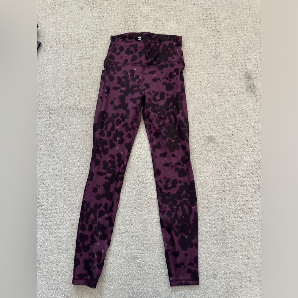Women’s full-length leggings